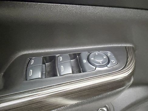 Used 2017 GMC Acadia SLT image 23