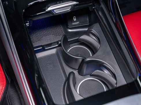 New 2026 Mercedes-Benz GLC 300 image 23