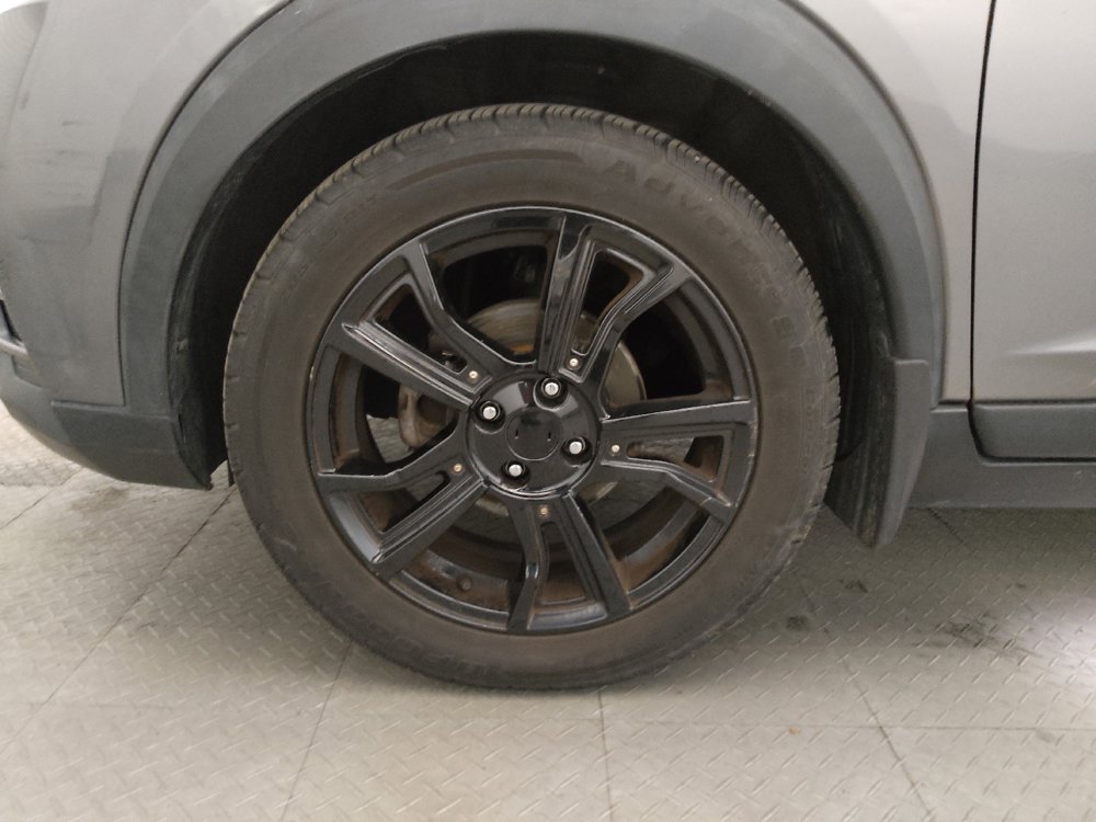 Used 2019 Nissan Kicks SR w/ SR Premium Package FWD image 31