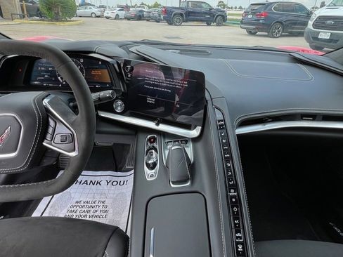 Used 2023 Chevrolet Corvette Stingray Premium Cpe w/ Z51 Performance Package image 28