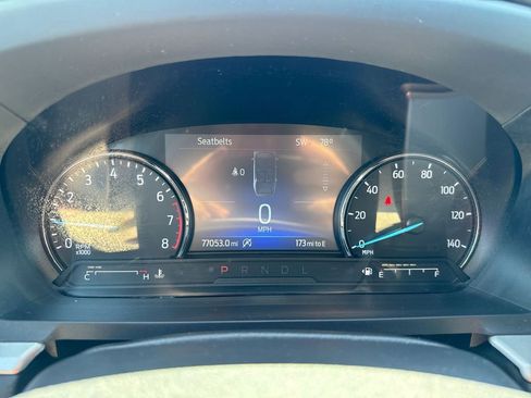 Used 2021 Ford Explorer XLT w/ Equipment Group 202A image 12