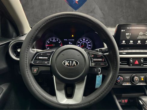 Used 2020 Kia Forte LXS image 33