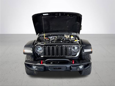 Used 2024 Jeep Gladiator Rubicon w/ Technology Group image 22