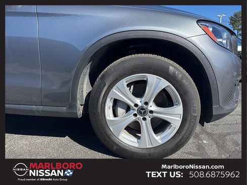 Used 2019 Mercedes-Benz GLC 300 4MATIC image 10