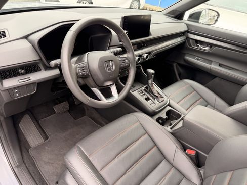 Used 2024 Honda CR-V Sport-L image 11