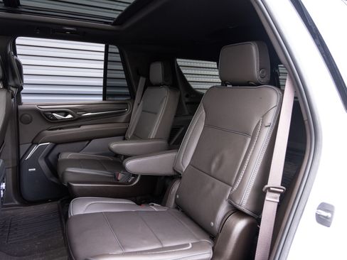 Used 2023 GMC Yukon Denali w/ Denali Reserve Package AWD/4WD image 24