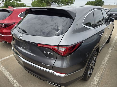 Used 2024 Acura MDX SH-AWD w/ Technology Package image 7