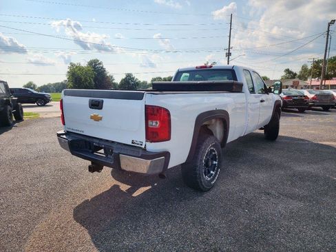 Used 2008 Chevrolet Silverado 2500 W/T w/ Snow Plow Prep Package AWD/4WD image 5