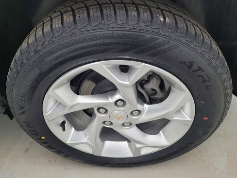 Used 2024 Chevrolet Trax LS w/ LS Convenience Package image 31