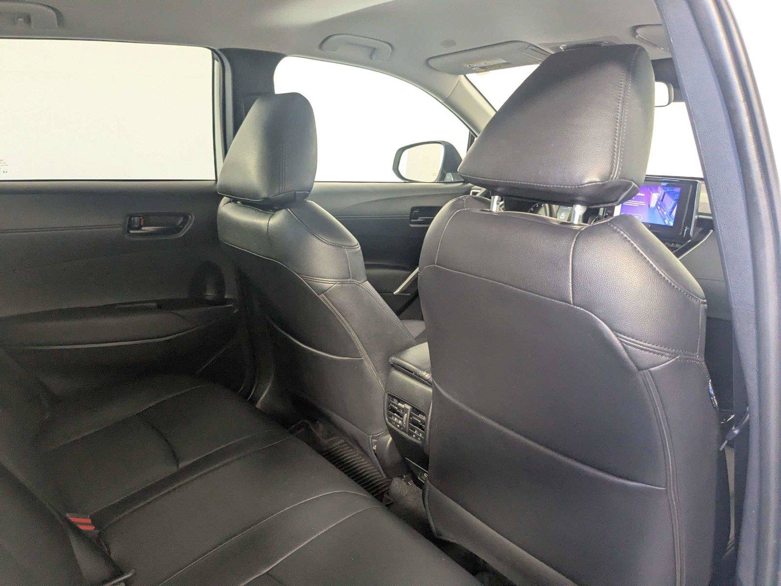 Certified 2023 Toyota Corolla Cross LE FWD image 29