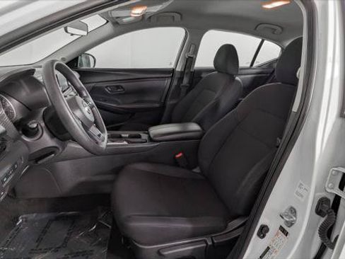 Used 2024 Nissan Sentra S FWD image 14