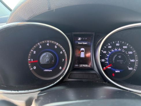 Used 2013 Hyundai Santa Fe Sport FWD image 17