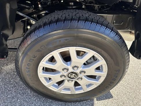 Certified 2025 Toyota Tacoma SR5 image 29