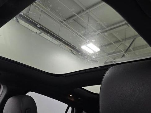 Used 2022 Mercedes-Benz GLA 250 4MATIC w/ Premium Package Lite image 13