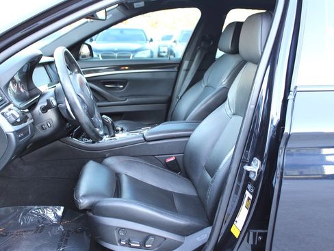 Used 2013 BMW 550i Sedan image 14