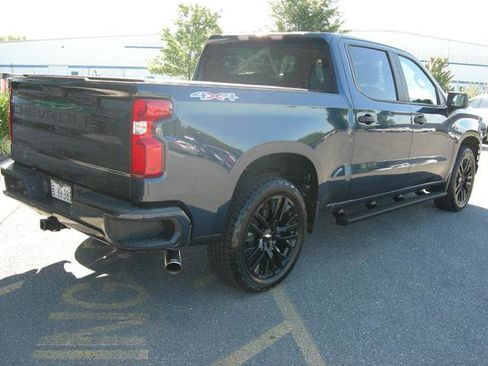 Used 2020 Chevrolet Silverado 1500 Custom w/ Custom Value Package image 4