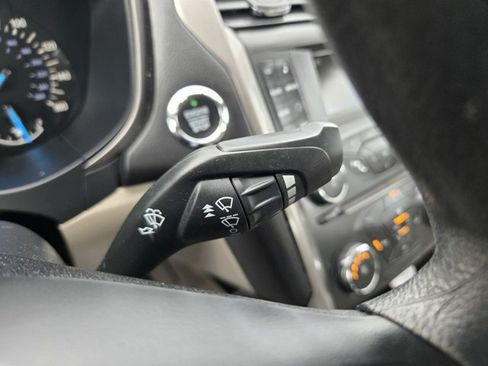 Used 2017 Ford Fusion SE FWD image 20