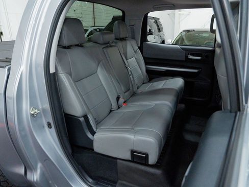 Used 2016 Toyota Tundra Limited w/ Limited Premium Package AWD/4WD image 37