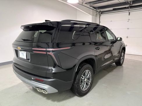 Certified 2026 Chevrolet Traverse LT w/ Driver Confidence Package FWD image 7