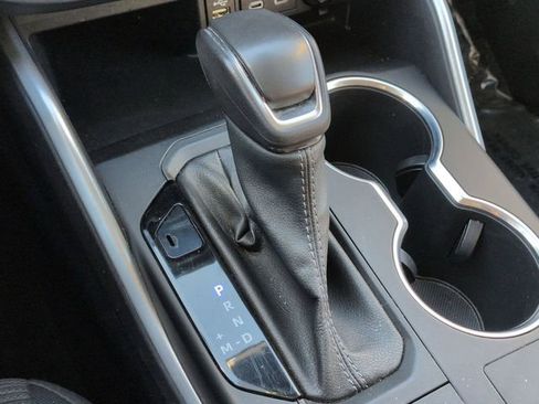 Used 2023 Toyota Highlander LE image 22