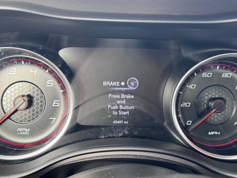 Used 2022 Dodge Charger SXT RWD image 19