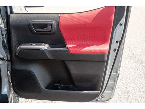 Used 2021 Toyota Tacoma SR5 w/ Blackout Package (TMS) AWD/4WD image 19