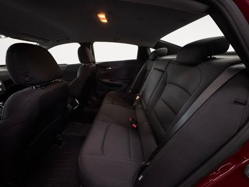 Used 2022 Chevrolet Malibu LT FWD image 24