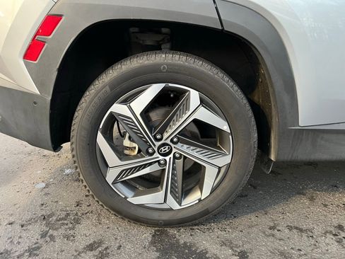 Used 2024 Hyundai Tucson Limited image 6
