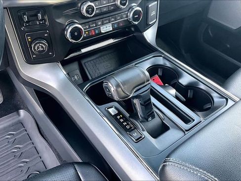 Used 2022 Ford F150 Lariat w/ Equipment Group 502A High image 13