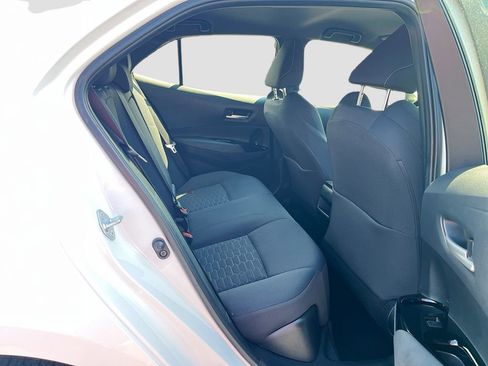 Used 2022 Toyota Corolla SE FWD image 25