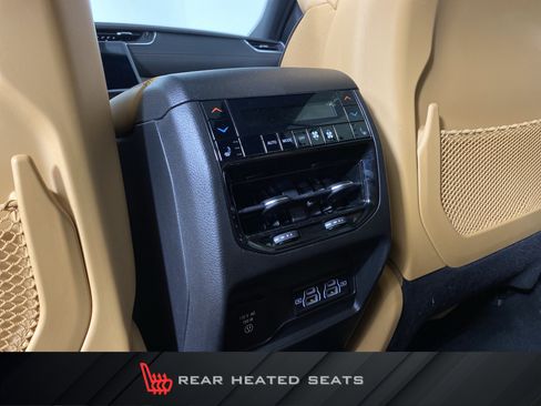 Used 2022 Jeep Grand Cherokee Summit w/ Adv Protech Group IV AWD/4WD image 34