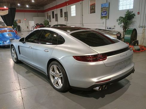 Used 2017 Porsche Panamera 4S w/ Premium Package Plus AWD/4WD image 4