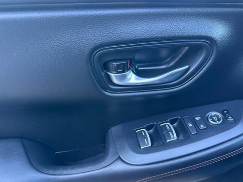 Used 2024 Honda HR-V Sport image 12