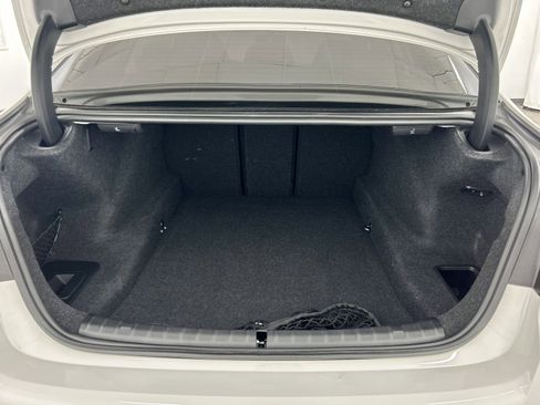 Used 2023 BMW M5 Base w/ Executive Package image 39