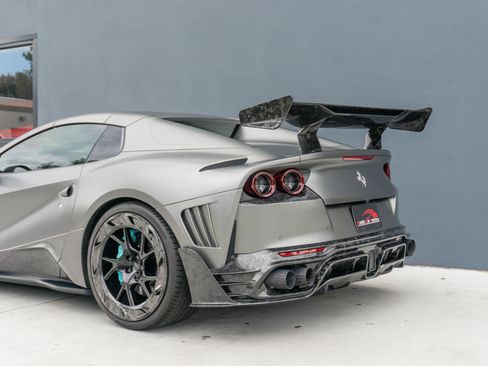 Used 2021 Ferrari 812 GTS RWD image 24