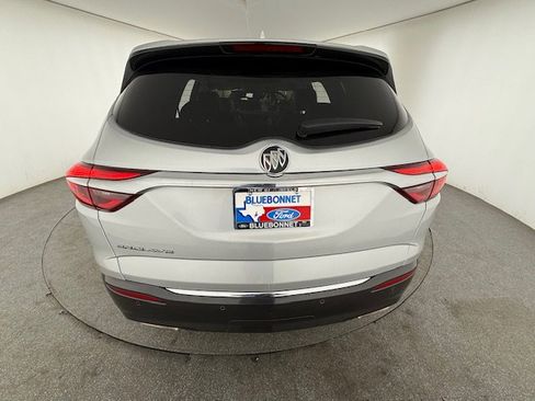 Used 2020 Buick Enclave Essence w/ Sound and Sites Package image 4