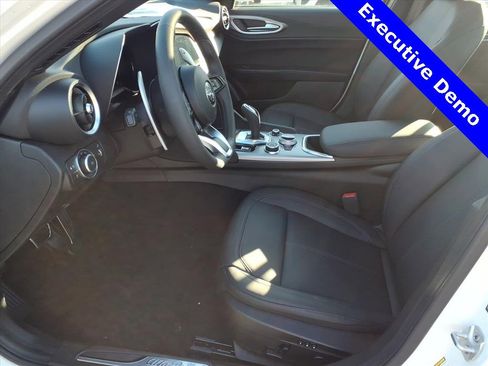 New 2025 Alfa Romeo Giulia RWD w/ Driving Assist Package image 15