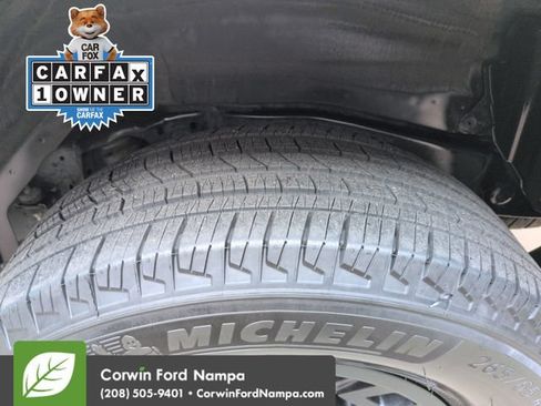 Used 2021 Toyota 4Runner SR5 Premium w/ Moonroof Package AWD/4WD image 30