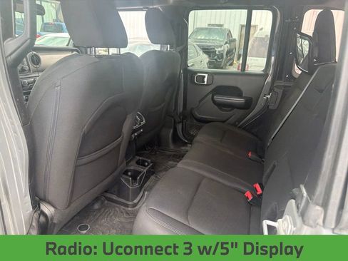 Used 2018 Jeep Wrangler Unlimited Sport S AWD/4WD image 6