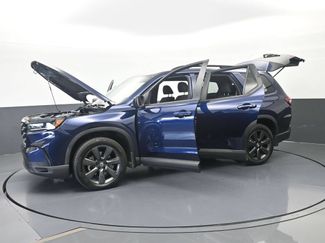 Used 2025 Honda Pilot Sport video 2