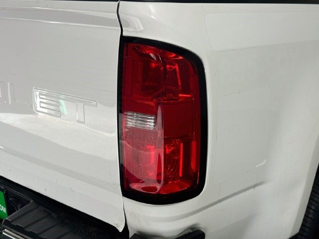Used 2022 Chevrolet Colorado W/T RWD image 30