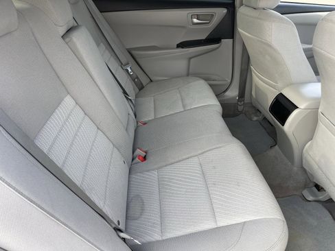 Used 2016 Toyota Camry LE image 14