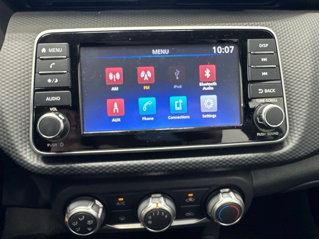 Used 2025 Nissan Kicks Play S FWD image 7
