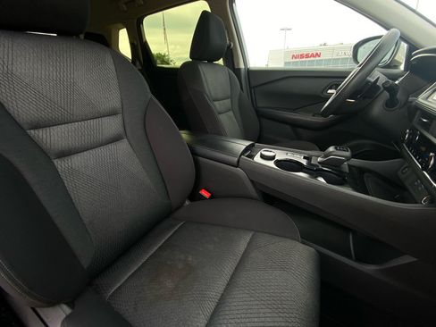 Used 2024 Nissan Rogue SV AWD/4WD image 15
