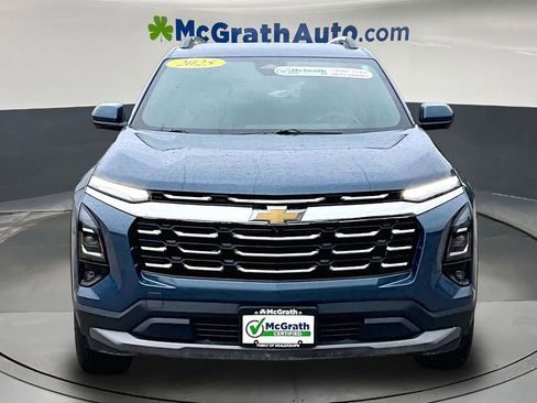 Used 2025 Chevrolet Equinox LT w/ Convenience Package II AWD/4WD image 2