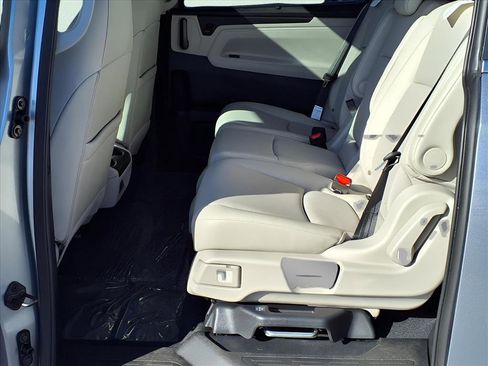 New 2026 Honda Odyssey EX-L image 13