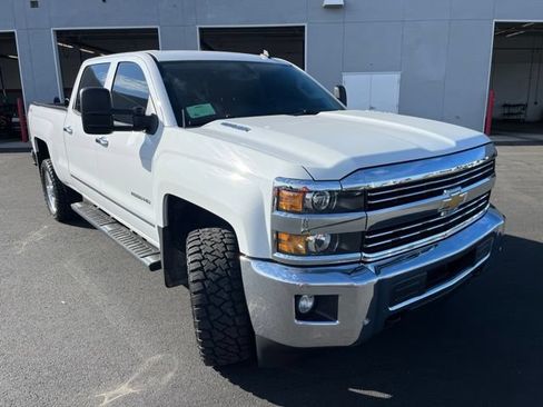 Used 2015 Chevrolet Silverado 2500 LTZ w/ Duramax Plus Package AWD/4WD image 2