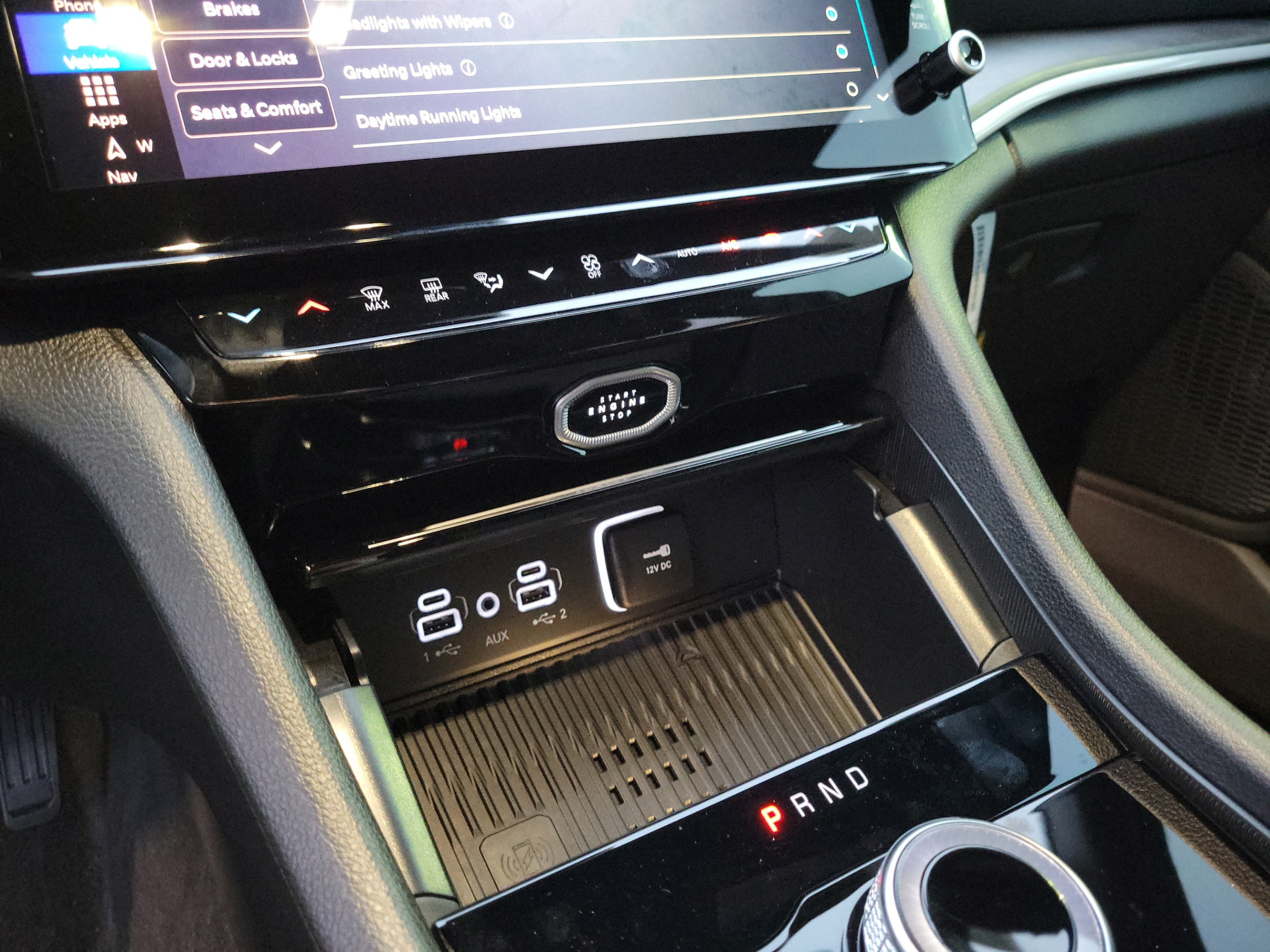 New 2027 Jeep Grand Cherokee Altitude RWD image 18