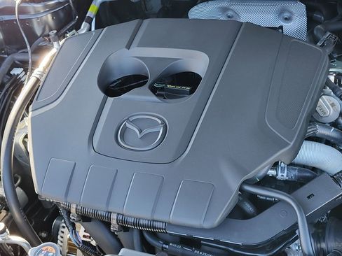 New 2025 MAZDA CX-5 Carbon Edition image 23