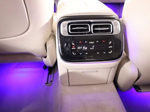 Used 2022 Mercedes-Benz S 580 4MATIC Sedan w/ Rear Seat Package image 35